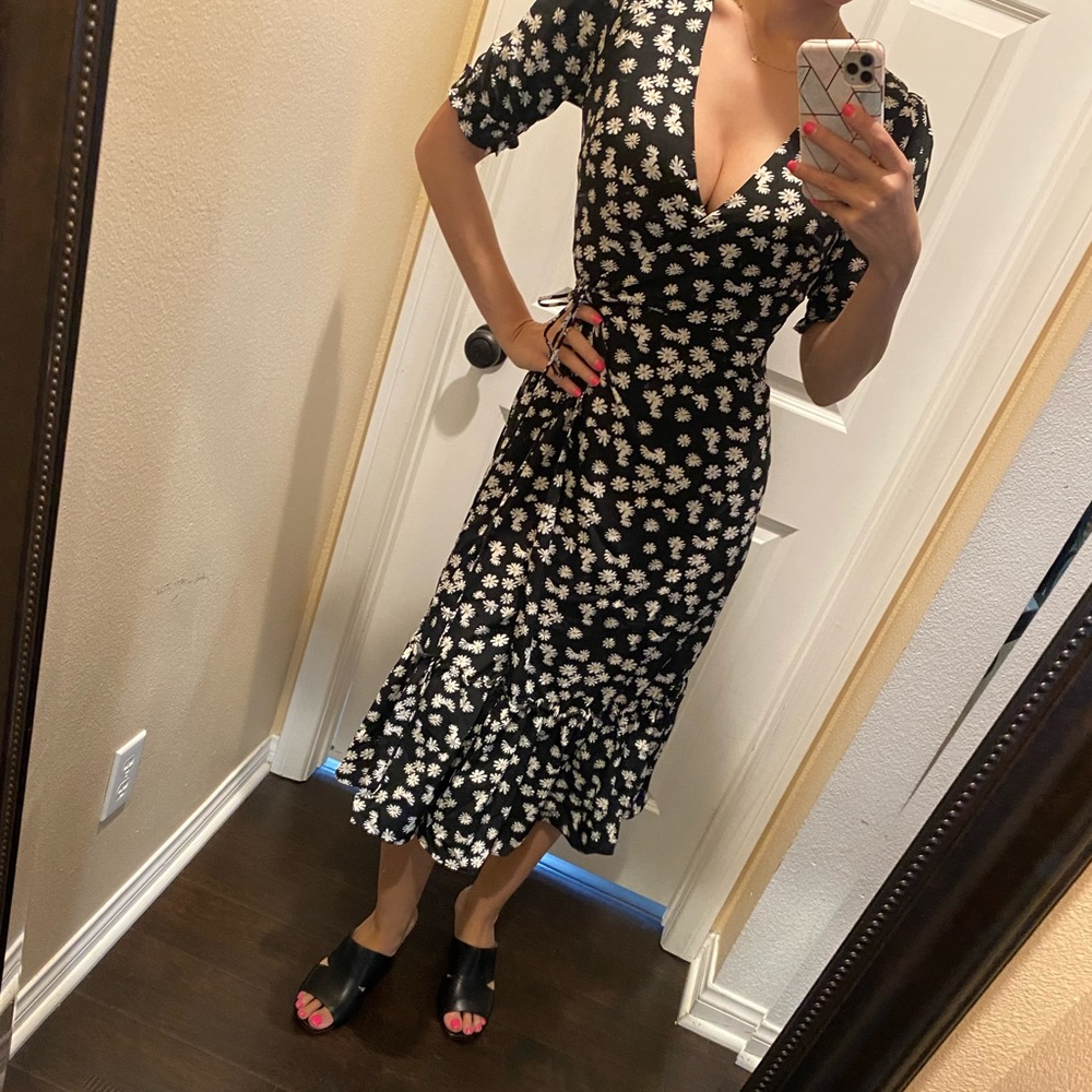 NWT Petal & Pup wrap dress
